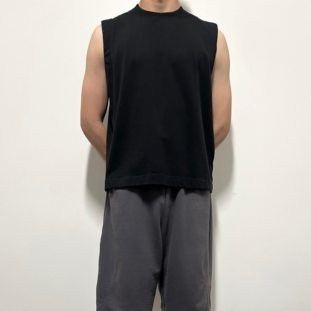 JERSEY VEST - BLACK