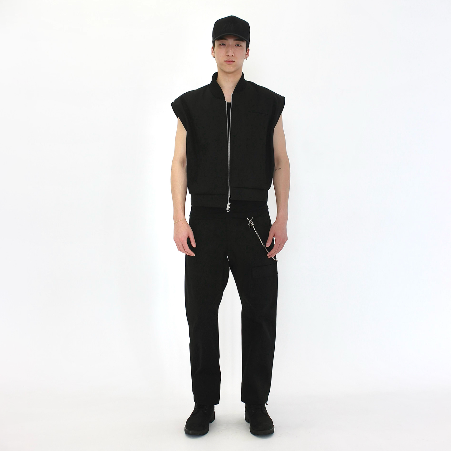 ZIP-OFF SLEEVE CANVAS JACKET