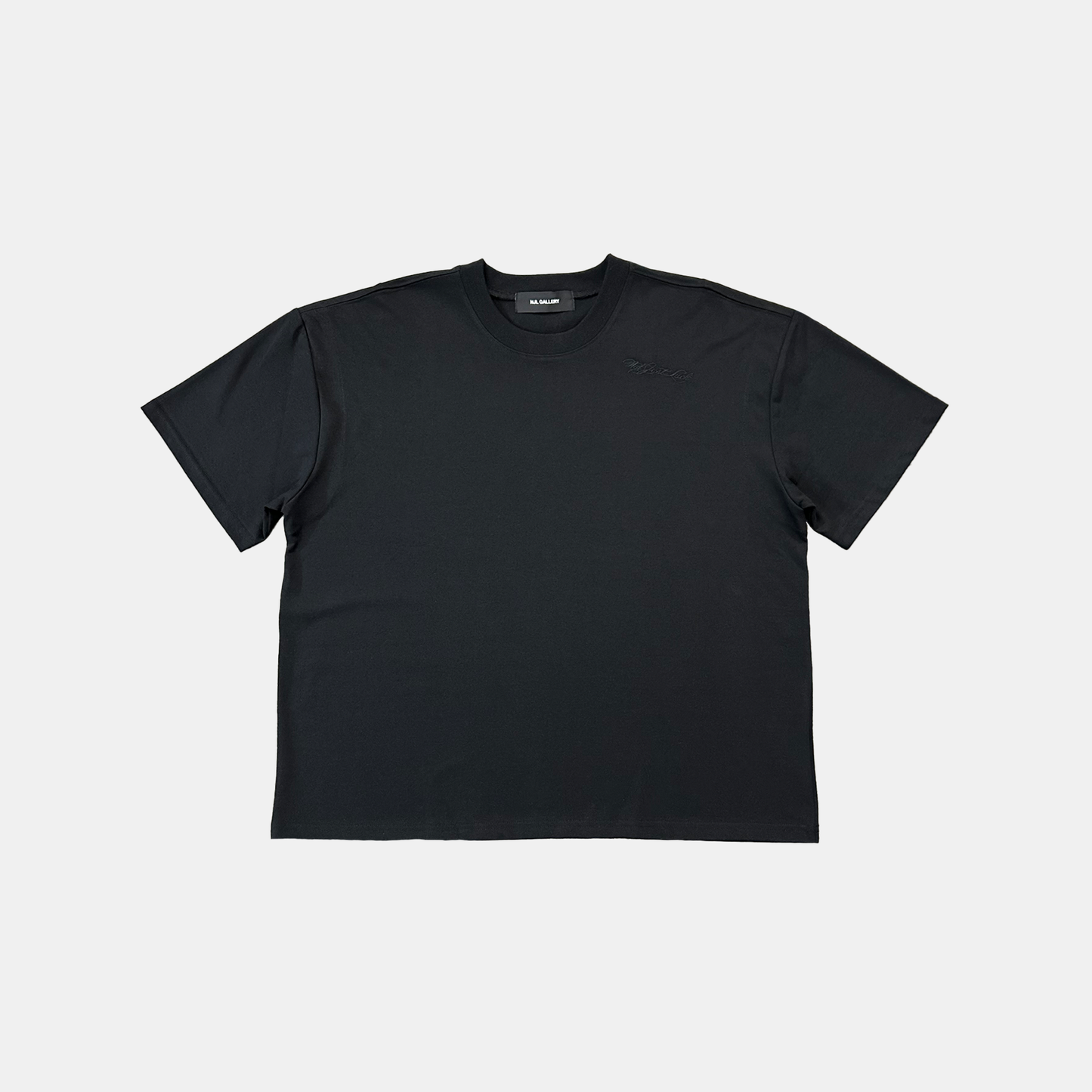 SIGNATURE EMBROIDERED TEE - BLACK