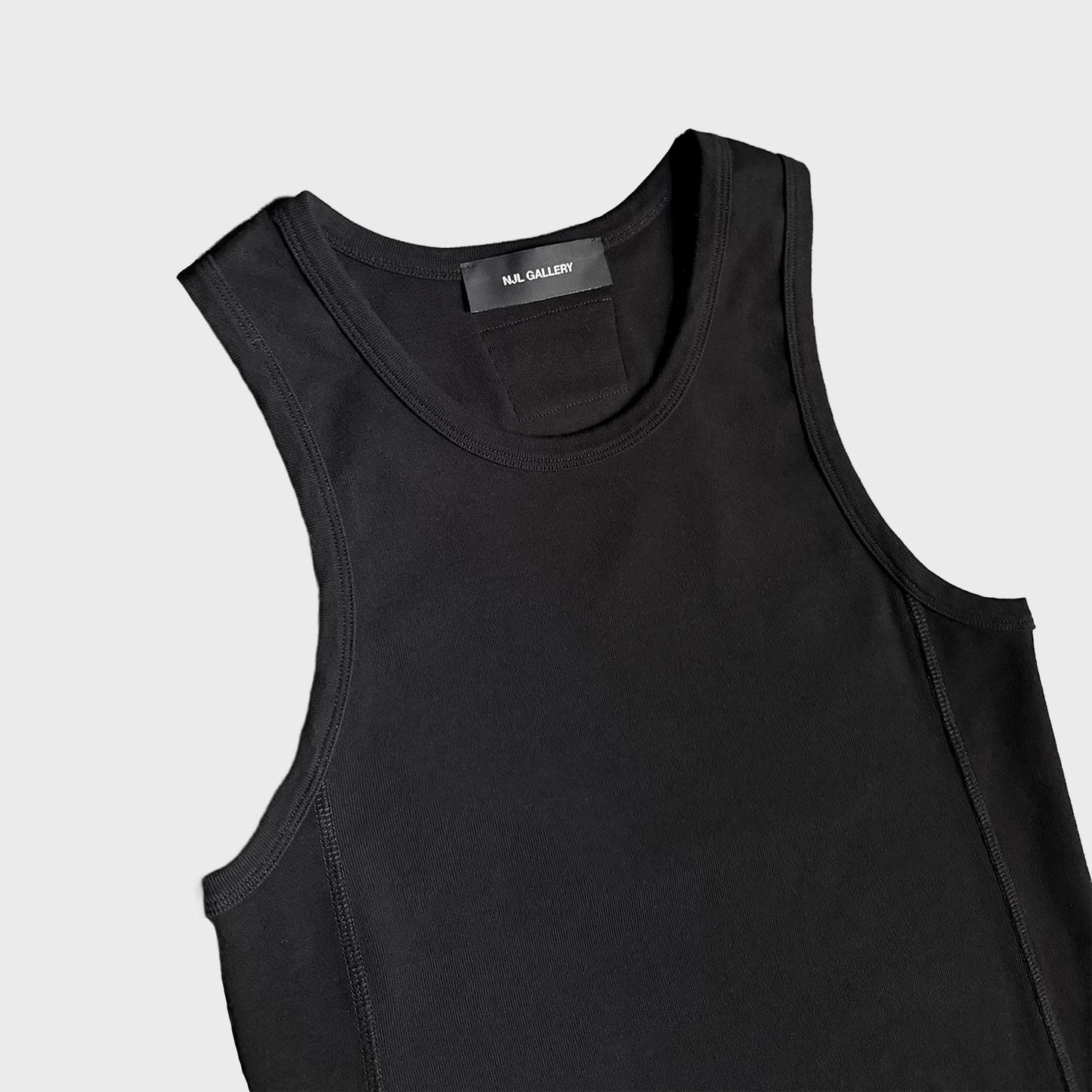 PANELED TANK TOP - BLACK